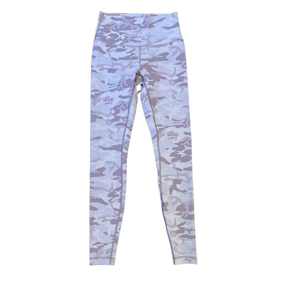 Lululemon Wunder Under High-Rise Tight 28" *Luxtreme
Camo in Violet Verbana SZ 6